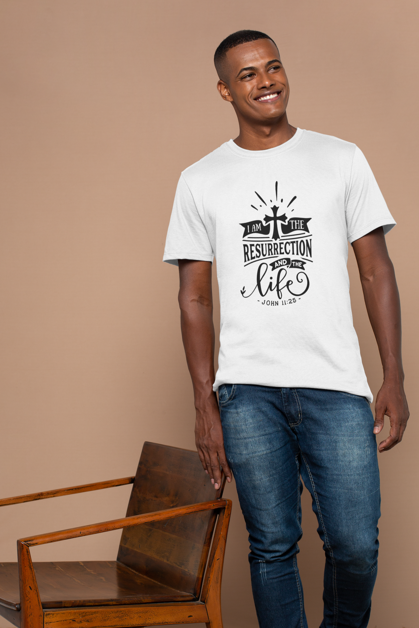 I am the Resurrection and the Life John 11:25 T-shirt